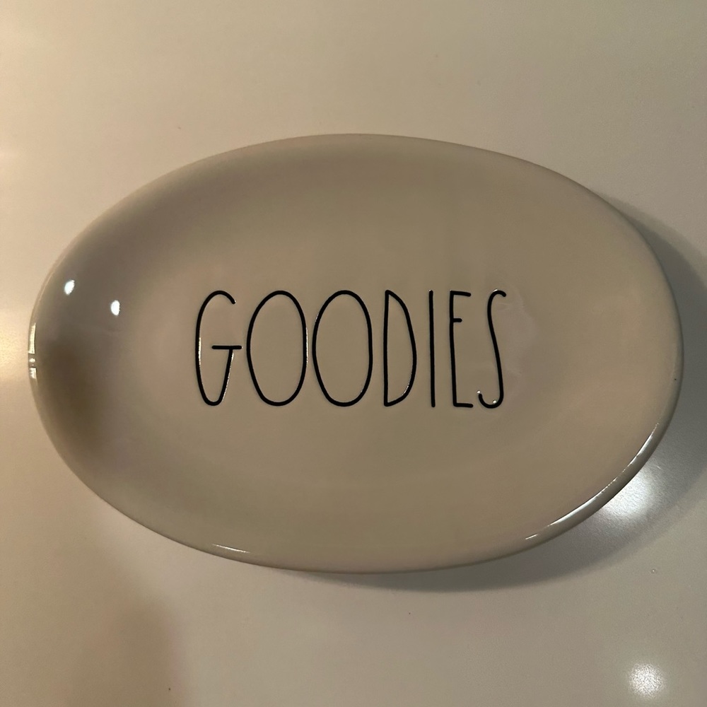 Rae Dunn Goodies Plate